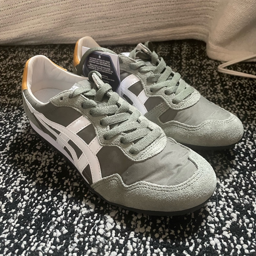 Onitsuka Tiger Serrano sneakers